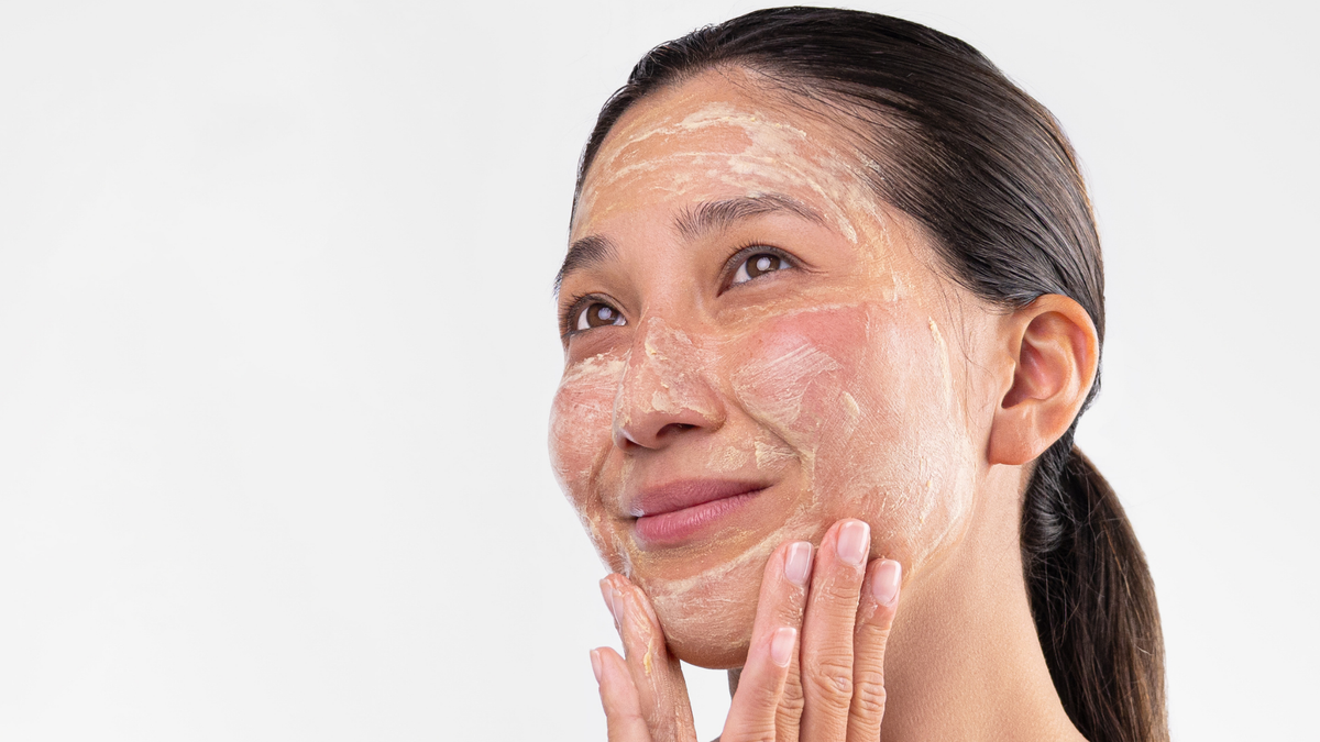 The Secret to Smoother Skin: Why Enzymatic Exfoliation is a MUST